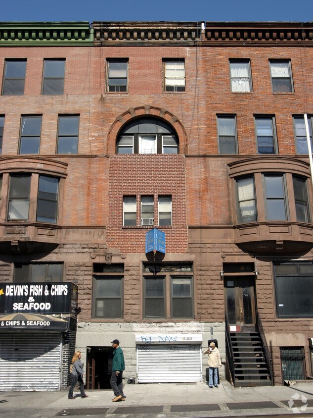 Primary Photo - 749 Saint Nicholas Ave