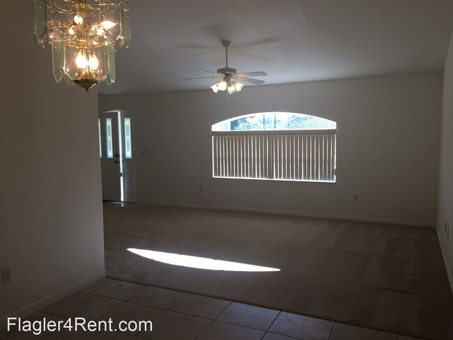 Foto del edificio - 3 br, 2 bath House - 32 Rollins Lane