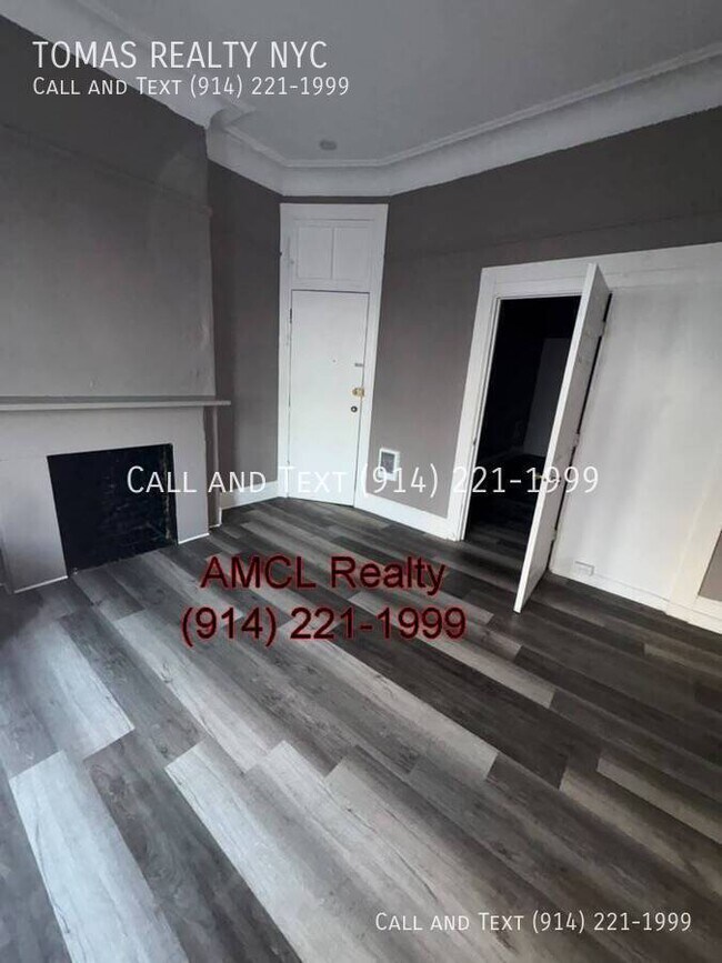 Foto del edificio - 165 E 3rd St