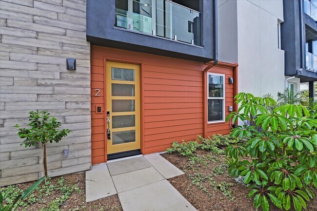 Foto del edificio - Updated and Luxurious Gorgeous 3 Bedroom T...