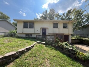 Building Photo - 217 Glendale Cir