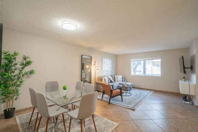 Building Photo - 8550 E McDowell Rd