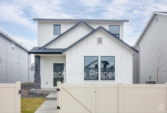 Building Photo - 5074 W Milano St