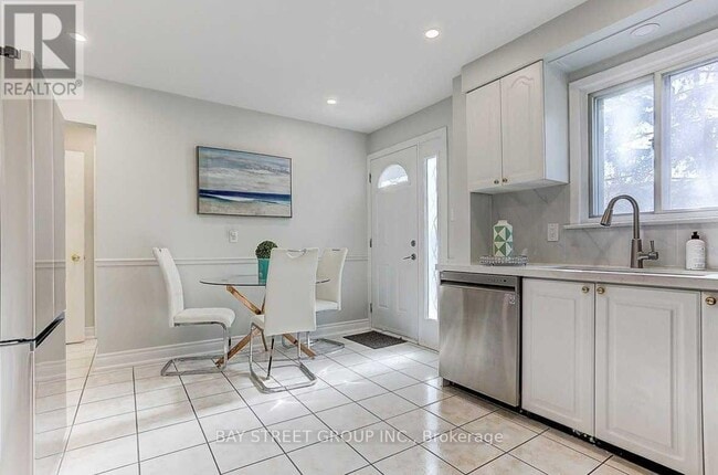 Building Photo - 9 Seaburn Pl