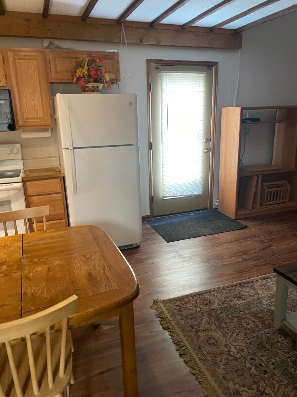 Building Photo - 1314 Red Cedar Cir
