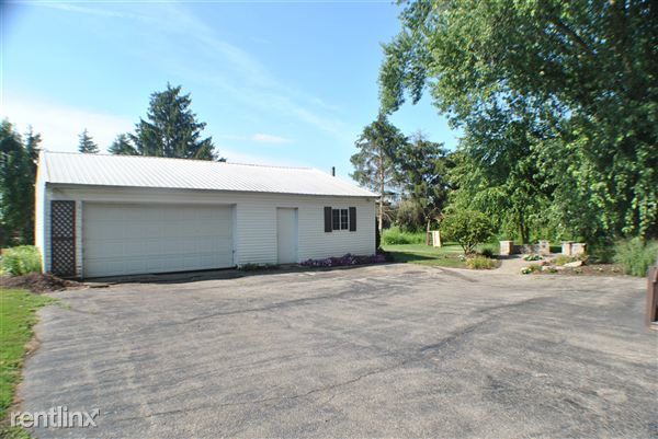 Building Photo - 2560 100th St SW
