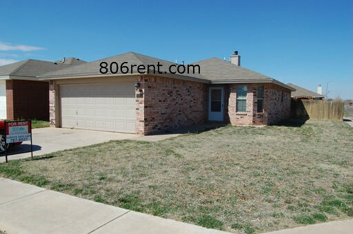 Foto principal - Stylish 3/2/2 Home with Fireplace and Cove...