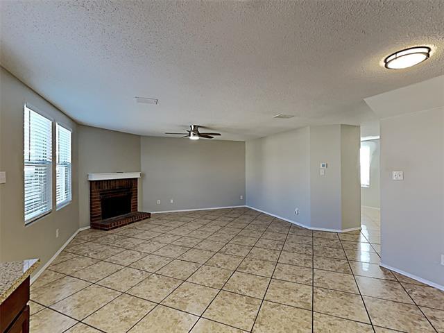 Building Photo - 2140 W Grove Ln