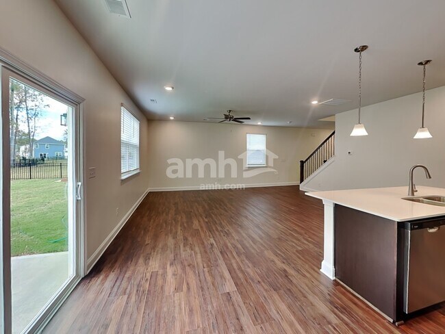 Building Photo - 11017 Hazel Gardens Drive