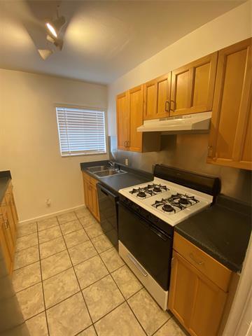 Foto del edificio - 804 Cedar Hill Ave