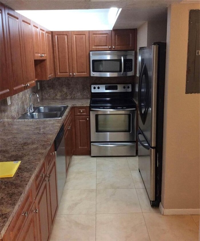 Photo - 14377 SW 97th Terrace 14377, Miami, FL 33186