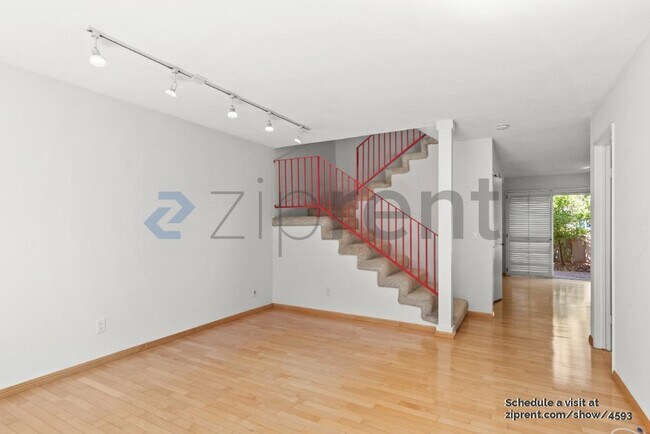 Foto del edificio - 11051 Firethorne Dr