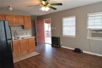 Building Photo - 7705 Debbie Dr