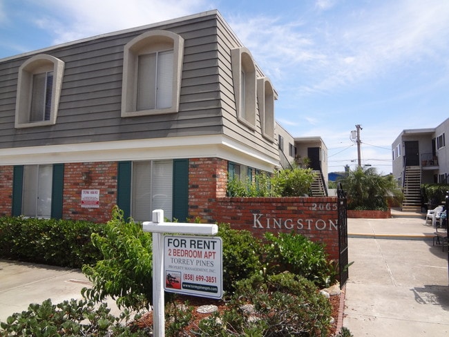 Foto del edificio - 2 WEEKS FREE!!! Charming 2BR w/ Parking in Pacific Beach