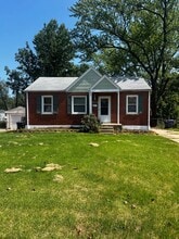 Building Photo - 1240 St Mark Dr