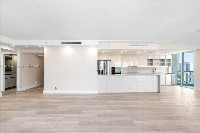 Foto del edificio - 19707 Turnberry Way