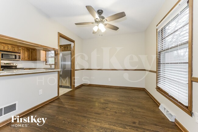 Building Photo - 9603 Hardy St