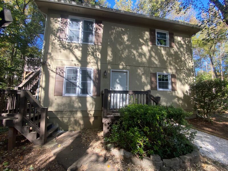 Primary Photo - 205 Park Ridge Dr