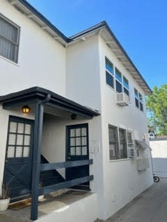 Primary Photo - 13213 Oxnard St