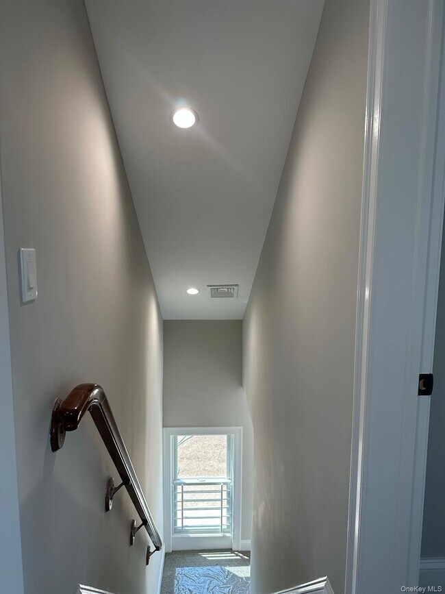 Foto del edificio - 39 Fairfield Ave