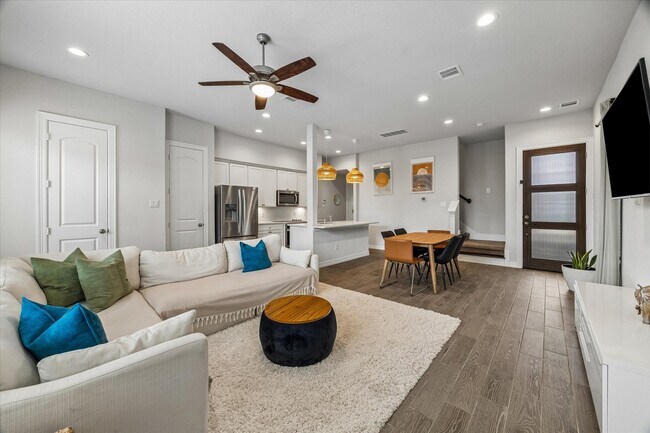 Foto del edificio - 1514 Canter Bayou Way