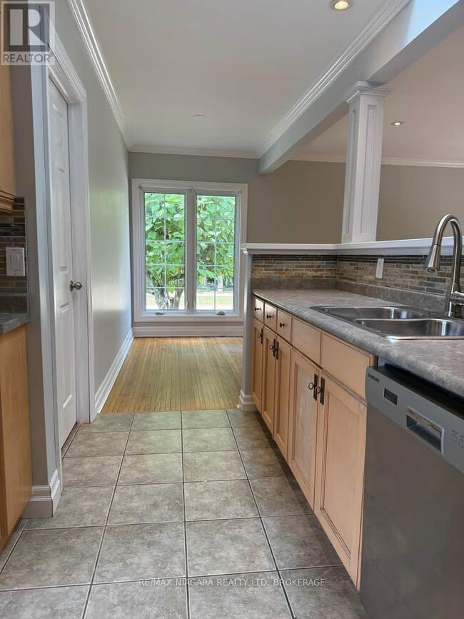 Building Photo - 6431 Stamford Green Dr