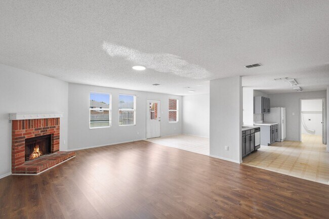 Building Photo - 1352 Dawson Way