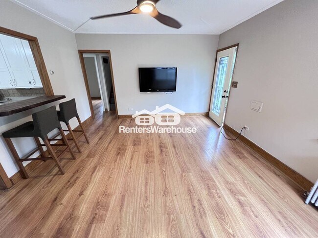 Foto del edificio - 3218 Cleveland St NE