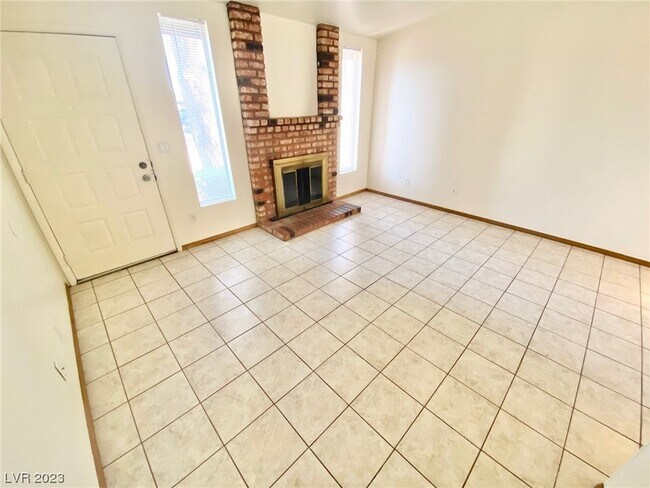 Building Photo - 1642 Discus Dr