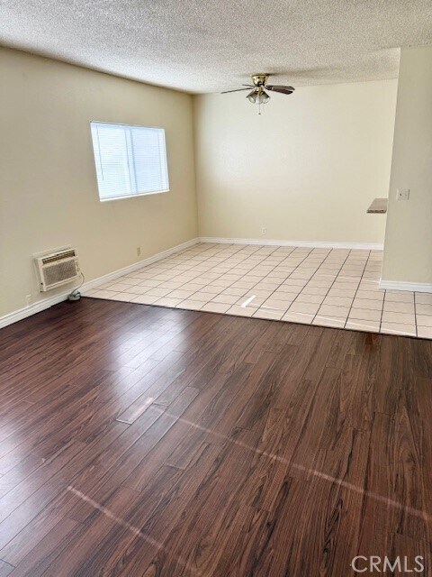 Foto del edificio - 9408 Olive St
