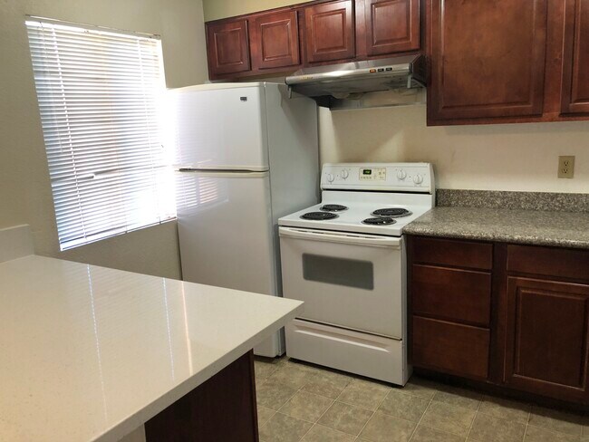 Building Photo - 5383 Indian River Dr