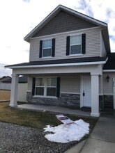 Building Photo - 654 Heidi Ave