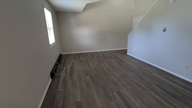 Building Photo - MN Cedar Village (809)