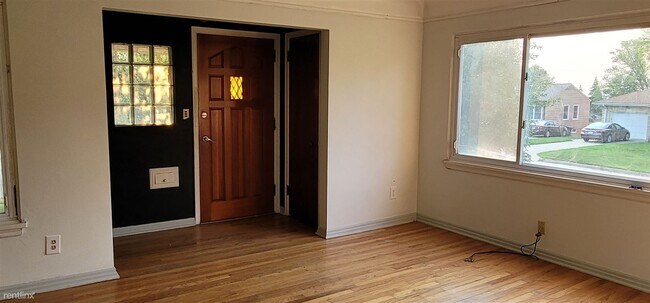 Foto del edificio - 2 br, 1 bath House - 3001 South 43rd Street