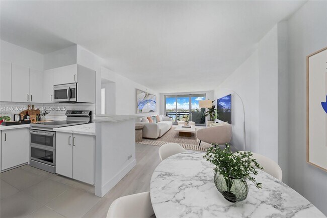 Foto del edificio - 1500 Bay Rd