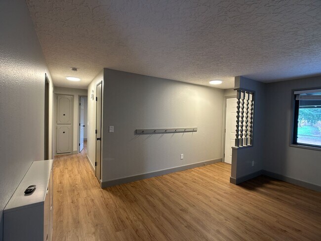 Foto del edificio - 5500 NE 41st Ave