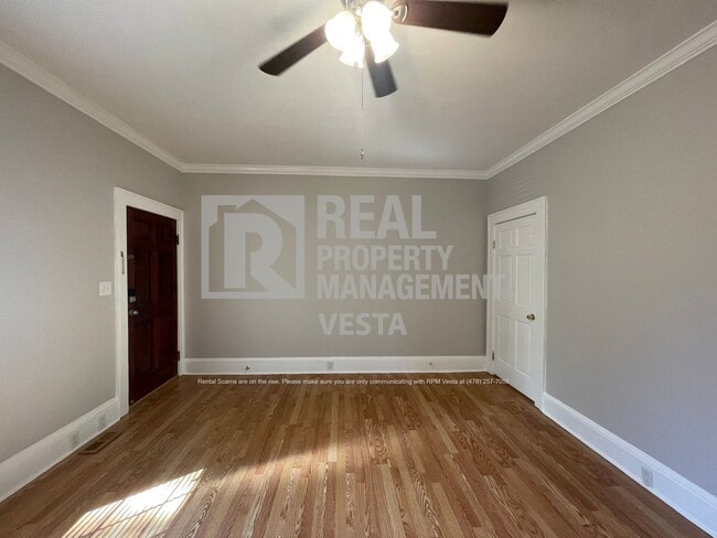 Foto del edificio - 3241 Ridge Ave
