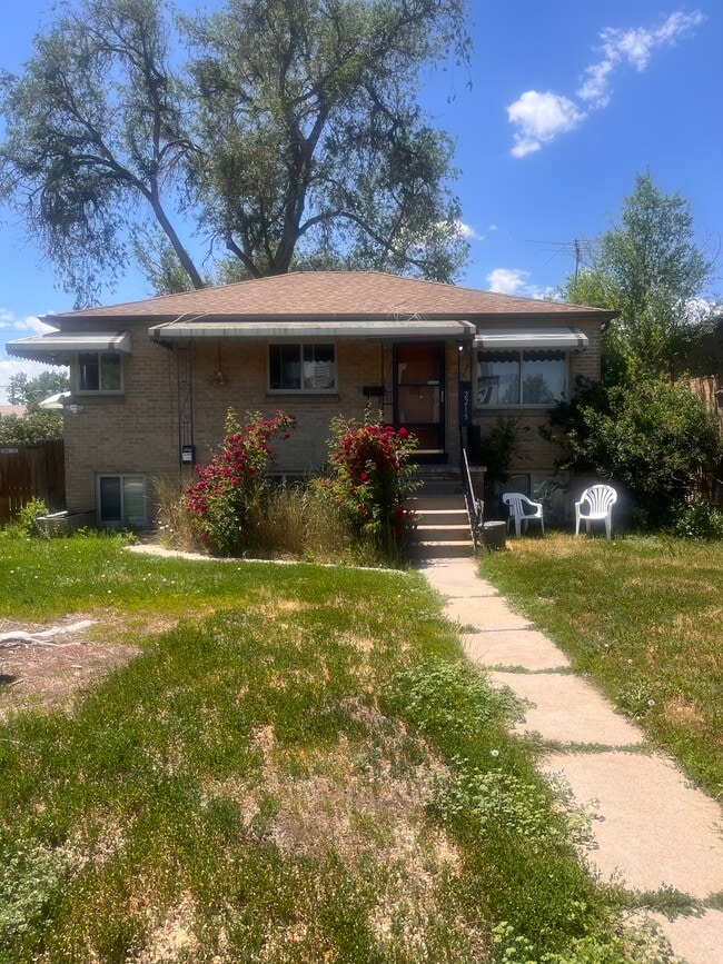 Building Photo - 2215 Ames St