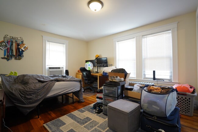 Building Photo - 2572 Massachusetts Ave