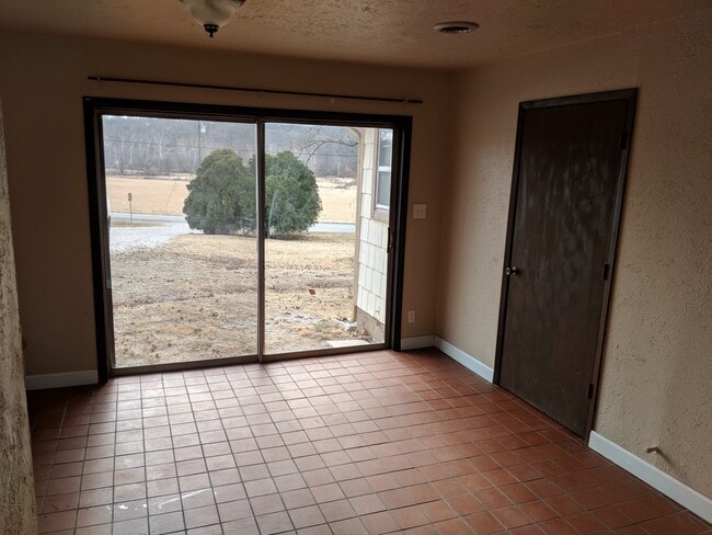 Bedroom 3 - 5235 Highway NN