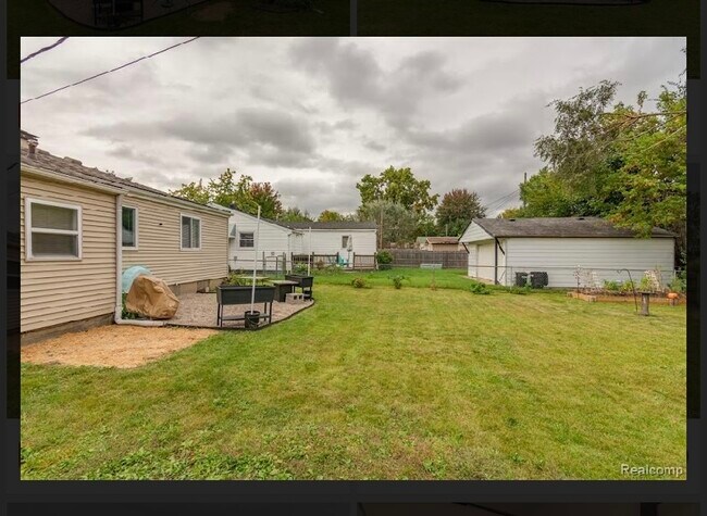 Foto del edificio - 291 Dakota St