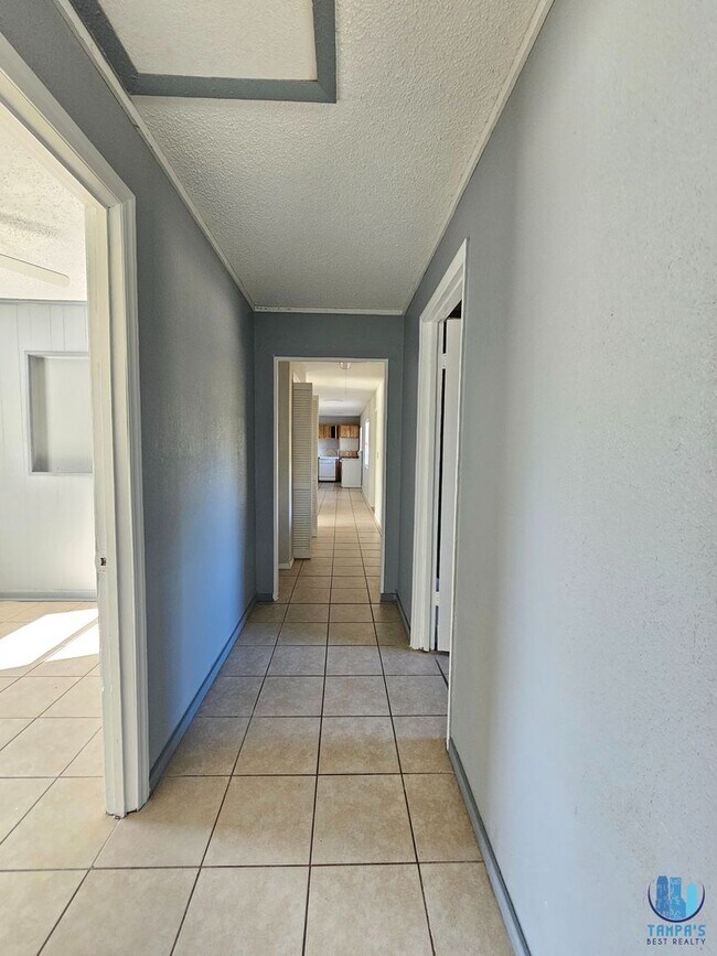 Building Photo - Perfect 4 Bedroom, 2 Bath with a BONUS ROOM available for rent *Move-In Special*