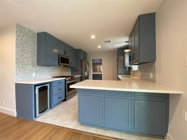 Building Photo - 1818 Mill Creek Dr
