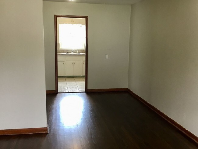 Foto del edificio - 3 br, 1 bath House - 3108 NE 13th St.