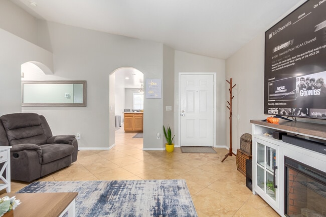 Foto del edificio - 3799 S Bowman Rd