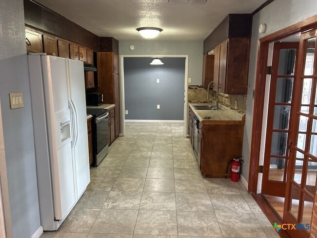 Foto del edificio - 2310 Zinnia Ct