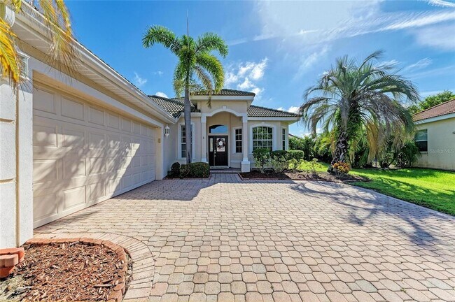 Foto del edificio - 7007 Bridle Path Ct