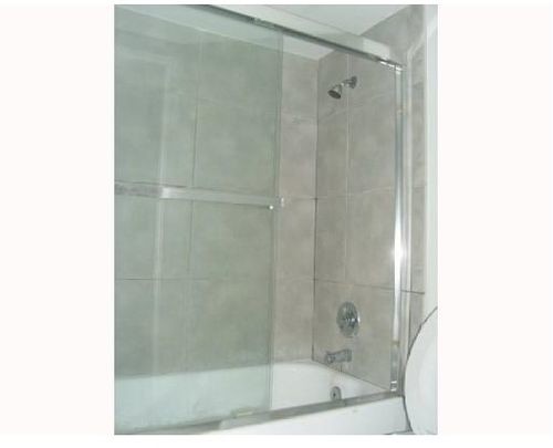 Foto del edificio - 750 NE 64th St