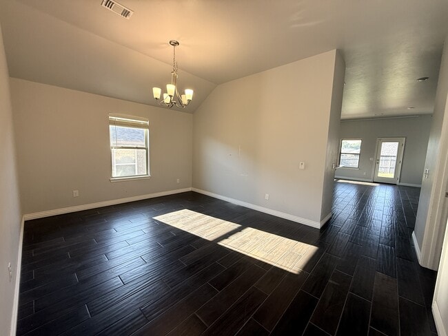 Foto del edificio - 4405 W Country Club Dr