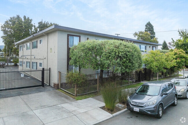 Alternate Exterior - 2249 Bonar St